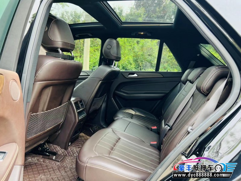 17年奔驰GLE轿车抵押车出售