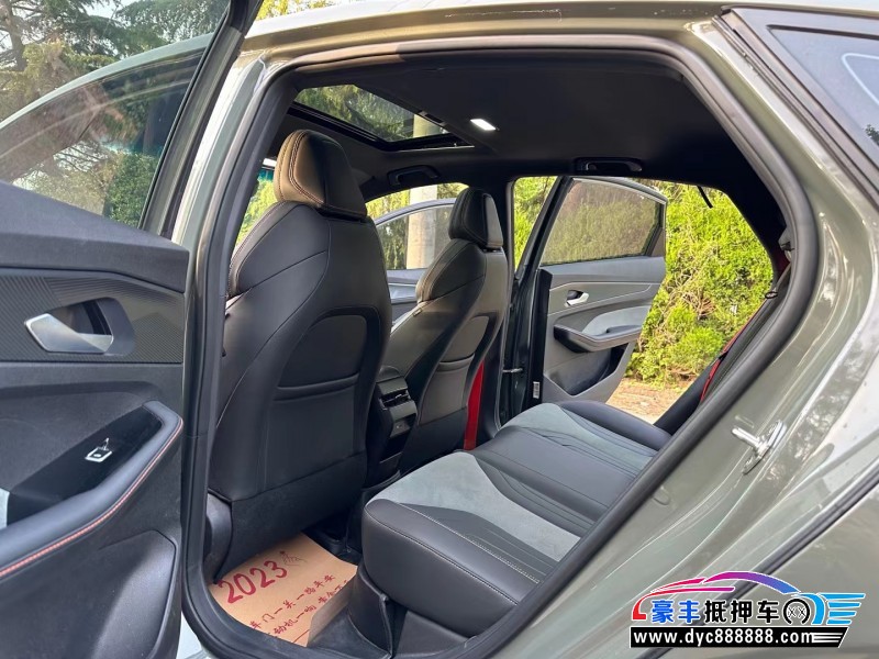 22年吉利缤瑞轿车抵押车出售