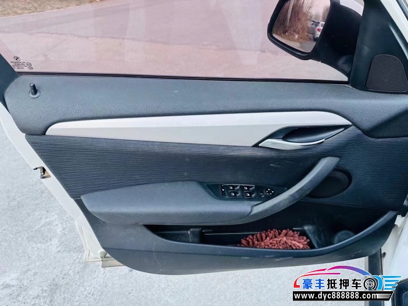 15年宝马X1SUV抵押车出售