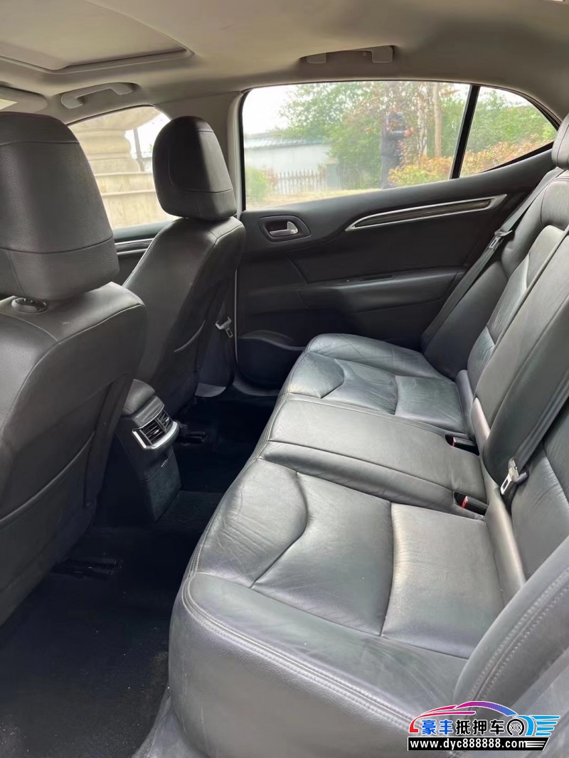 13年雪铁龙C4L轿车抵押车出售