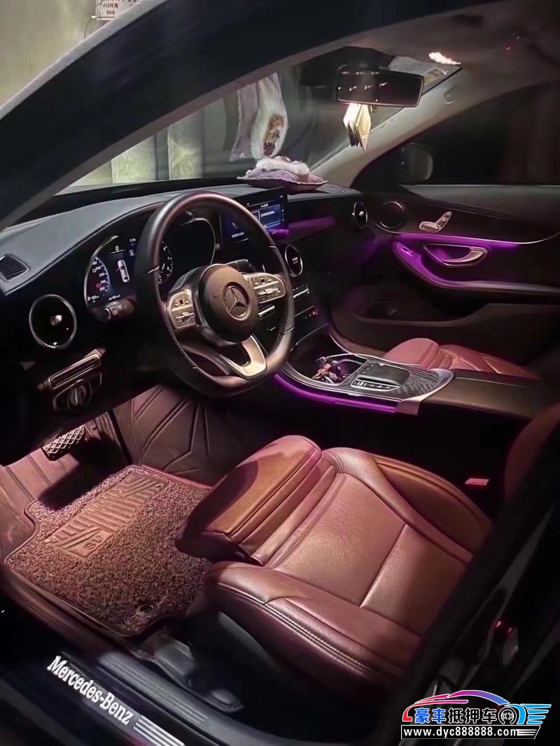 21年奔驰C轿车抵押车出售