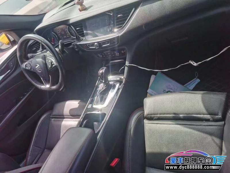 18年别克君威轿车抵押车出售