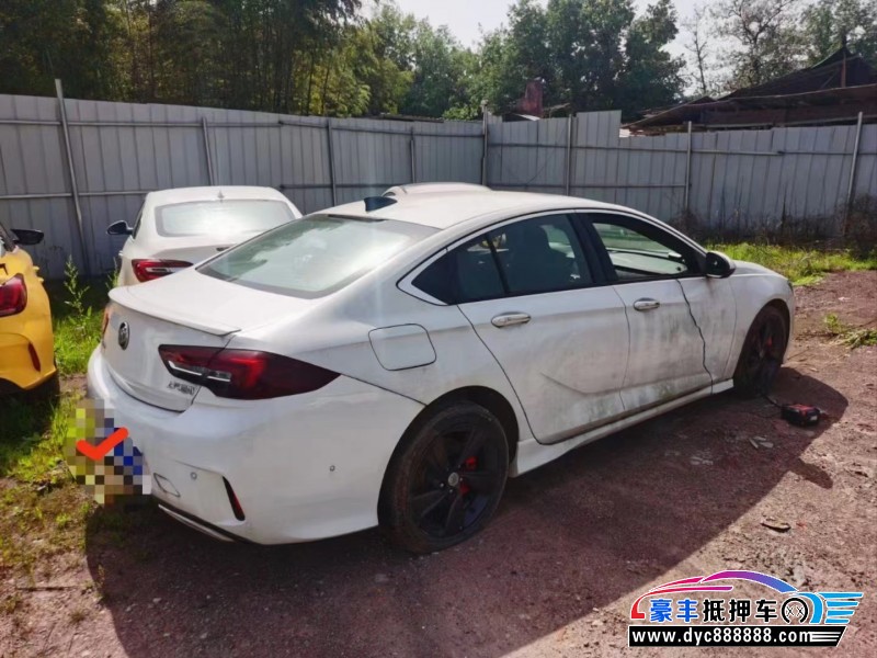 18年别克君威轿车抵押车出售