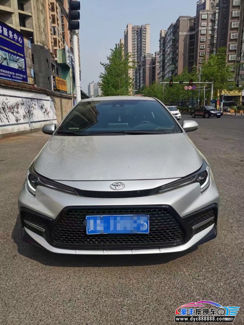 22年丰田雷凌轿车抵押车出售