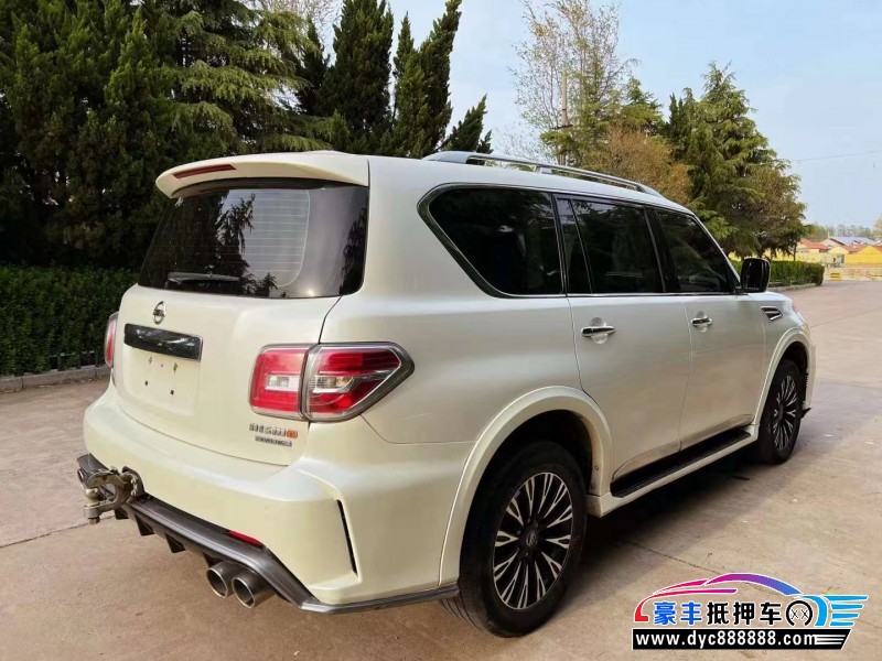 17年日产途乐轿车抵押车出售