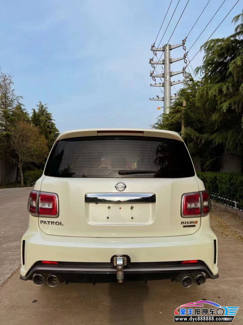 17年日产途乐轿车抵押车出售