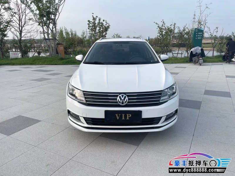 18年大众朗行轿车抵押车出售