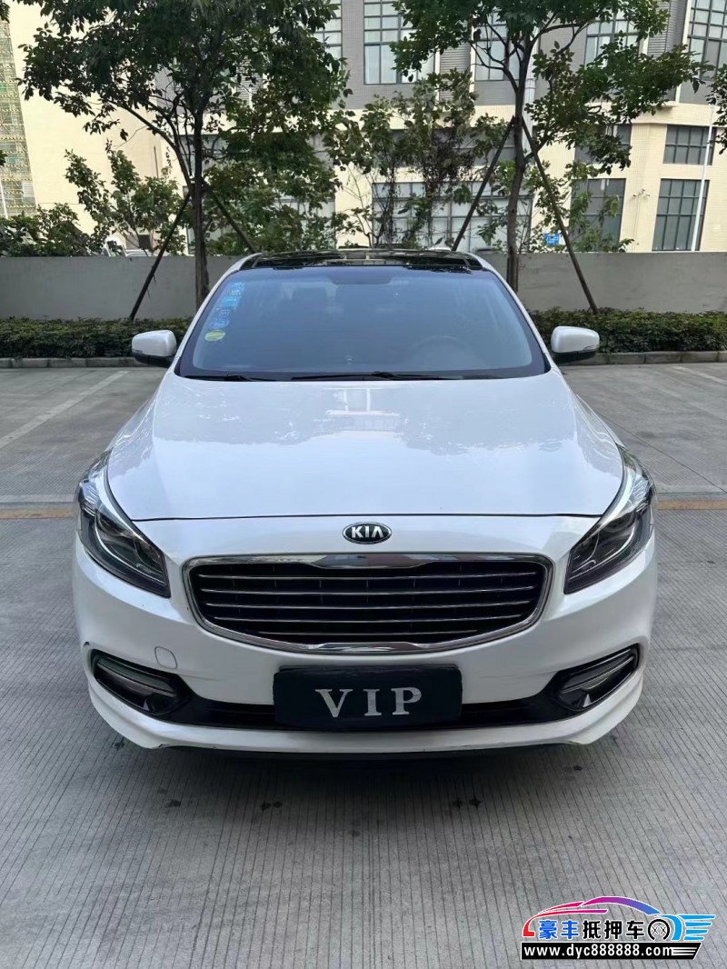 15年起亚K4轿车抵押车出售