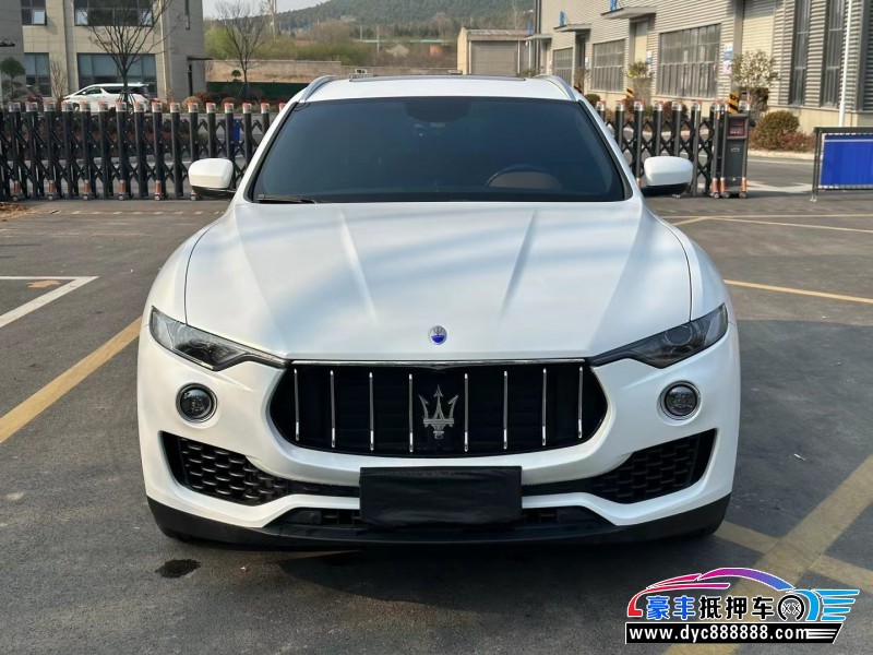 18年玛莎拉蒂莱万特轿车抵押车出售