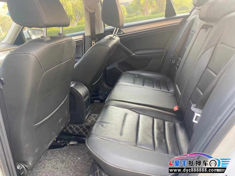 18年大众宝来轿车抵押车出售