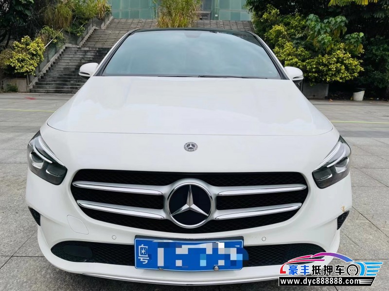 20年奔驰B轿车抵押车出售