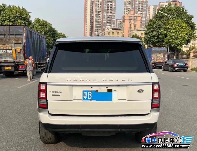 15年路虎揽胜行政轿车抵押车出售