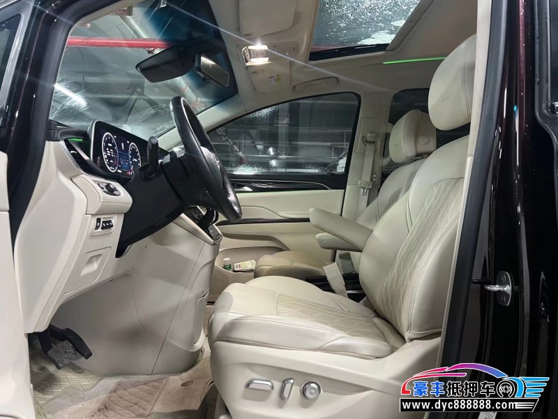 21年别克GL8轿车抵押车出售