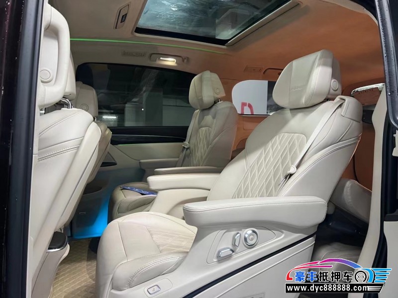 21年别克GL8轿车抵押车出售