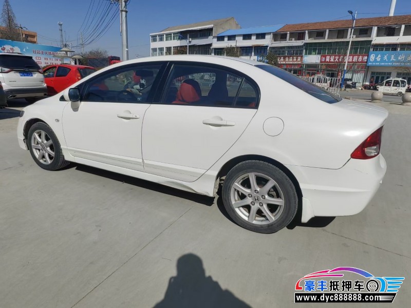 10年本田思域轿车抵押车出售