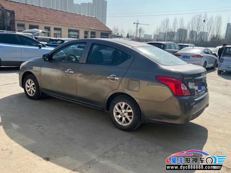 18年日产阳光轿车抵押车出售