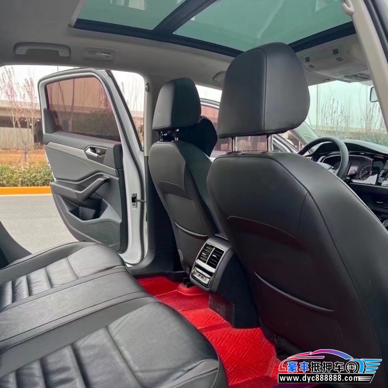 20年大众速腾轿车抵押车出售