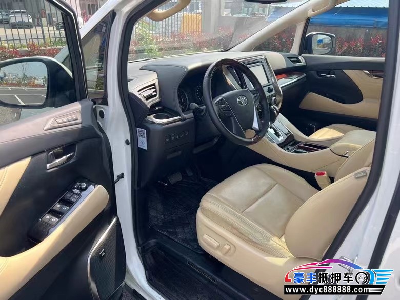 17年丰田埃尔法MPV抵押车出售