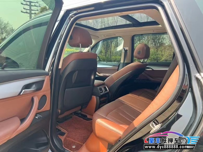 18年宝马X5轿车抵押车出售