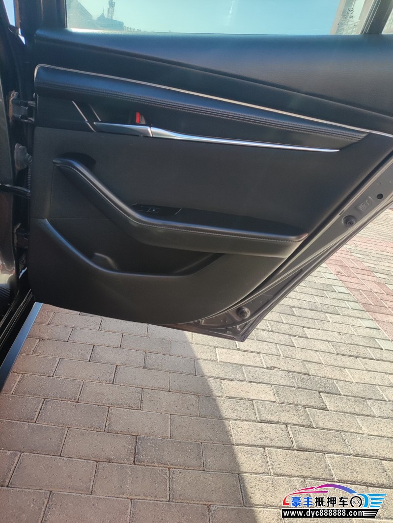 21年马自达3 Axela昂克赛拉轿车抵押车出售