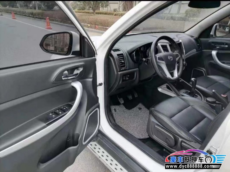 16年长安CS35轿车抵押车出售