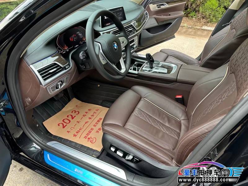 22年宝马7系轿车抵押车出售