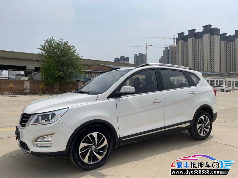 16年宝骏560轿车抵押车出售