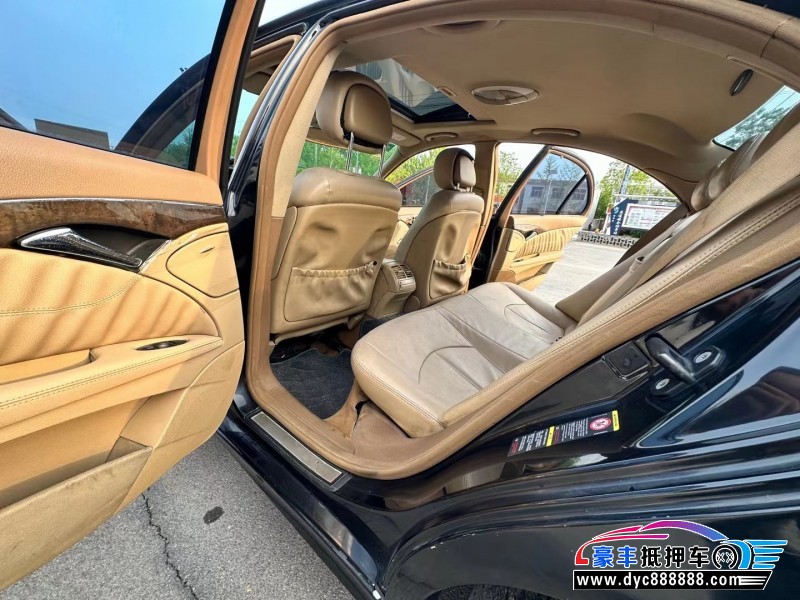 08年奔驰E轿车抵押车出售