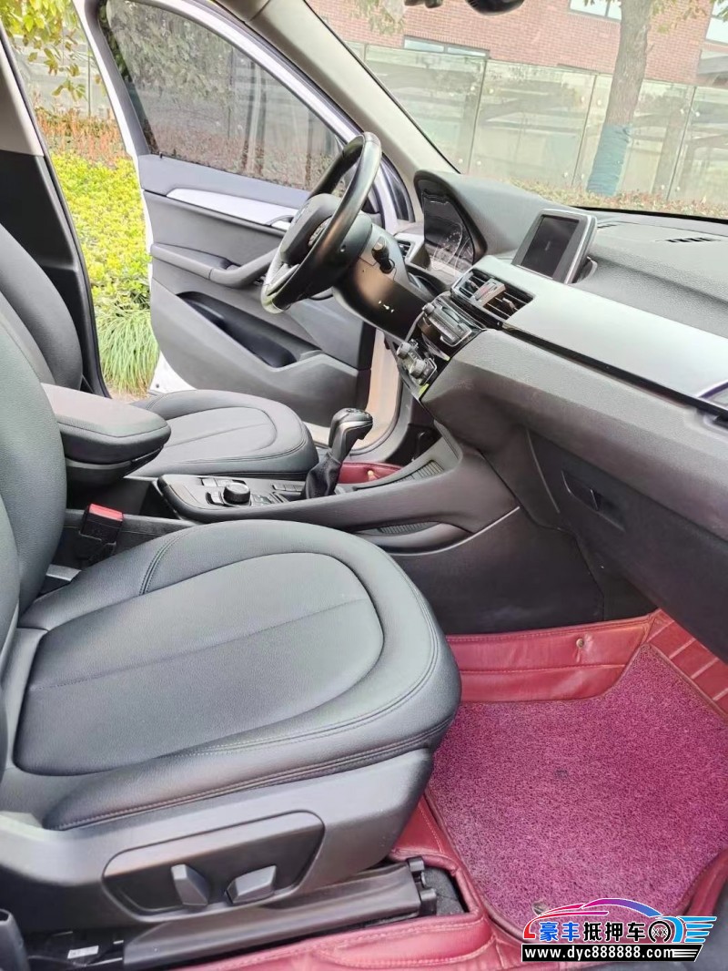 18年宝马X1SUV抵押车出售