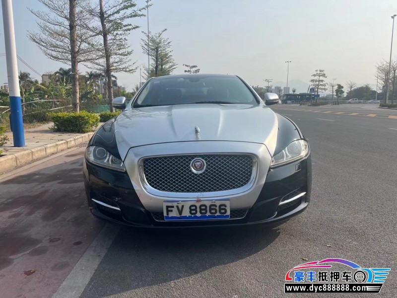 13年捷豹XJL轿车抵押车出售