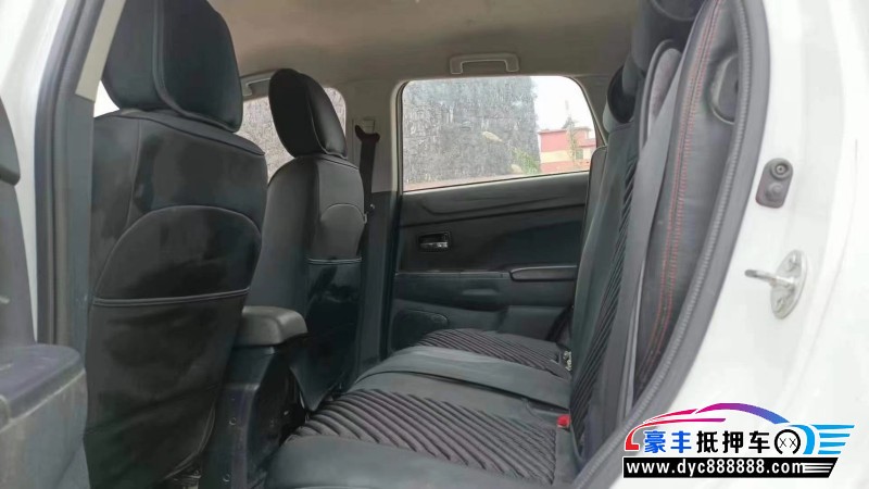 14年三菱劲炫SUV抵押车出售