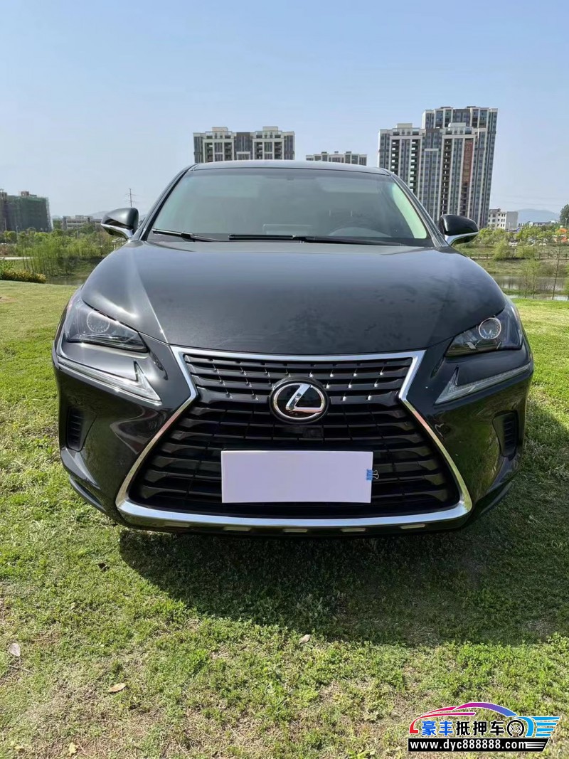 18年雷克萨斯NX轿车抵押车出售