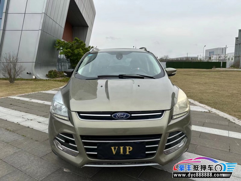 15年福特翼虎轿车抵押车出售