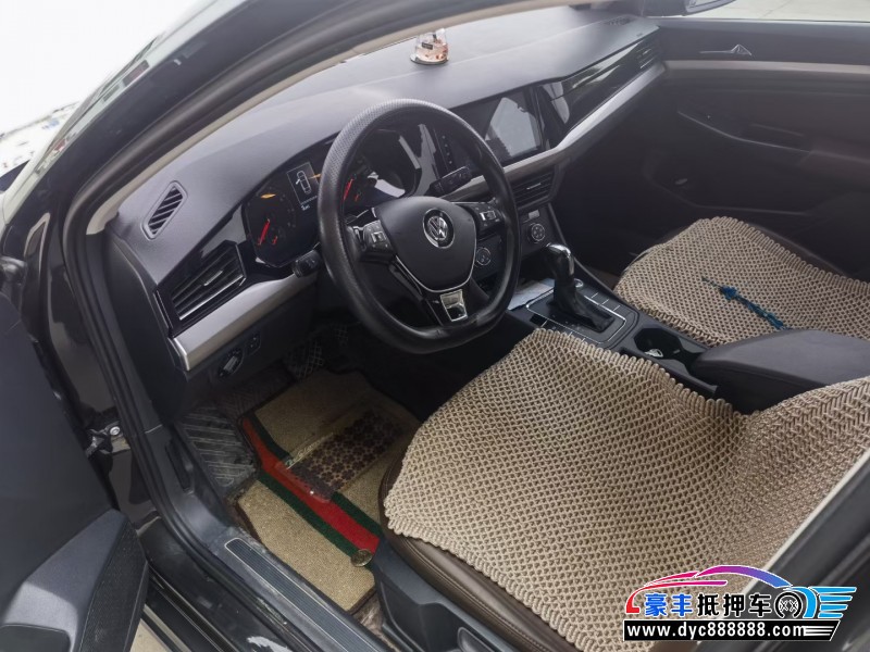 20年大众宝来轿车抵押车出售