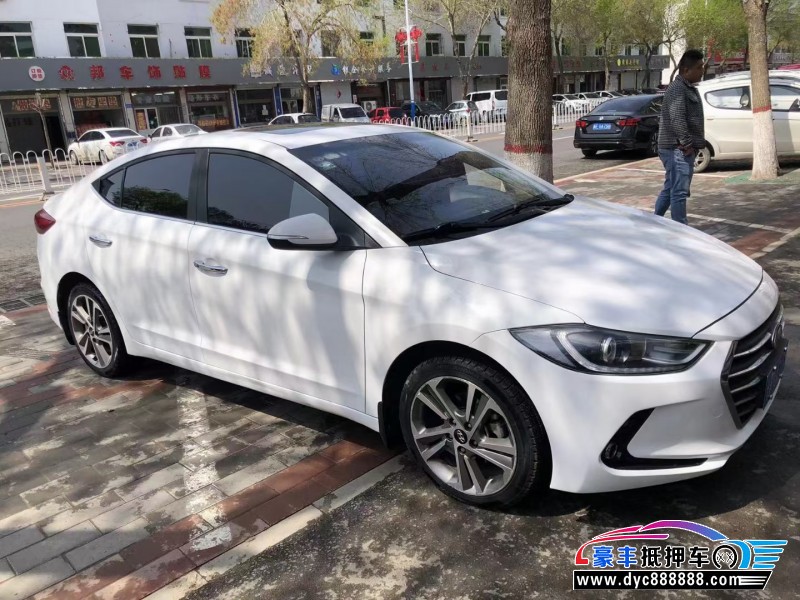 17年现代领动轿车抵押车出售