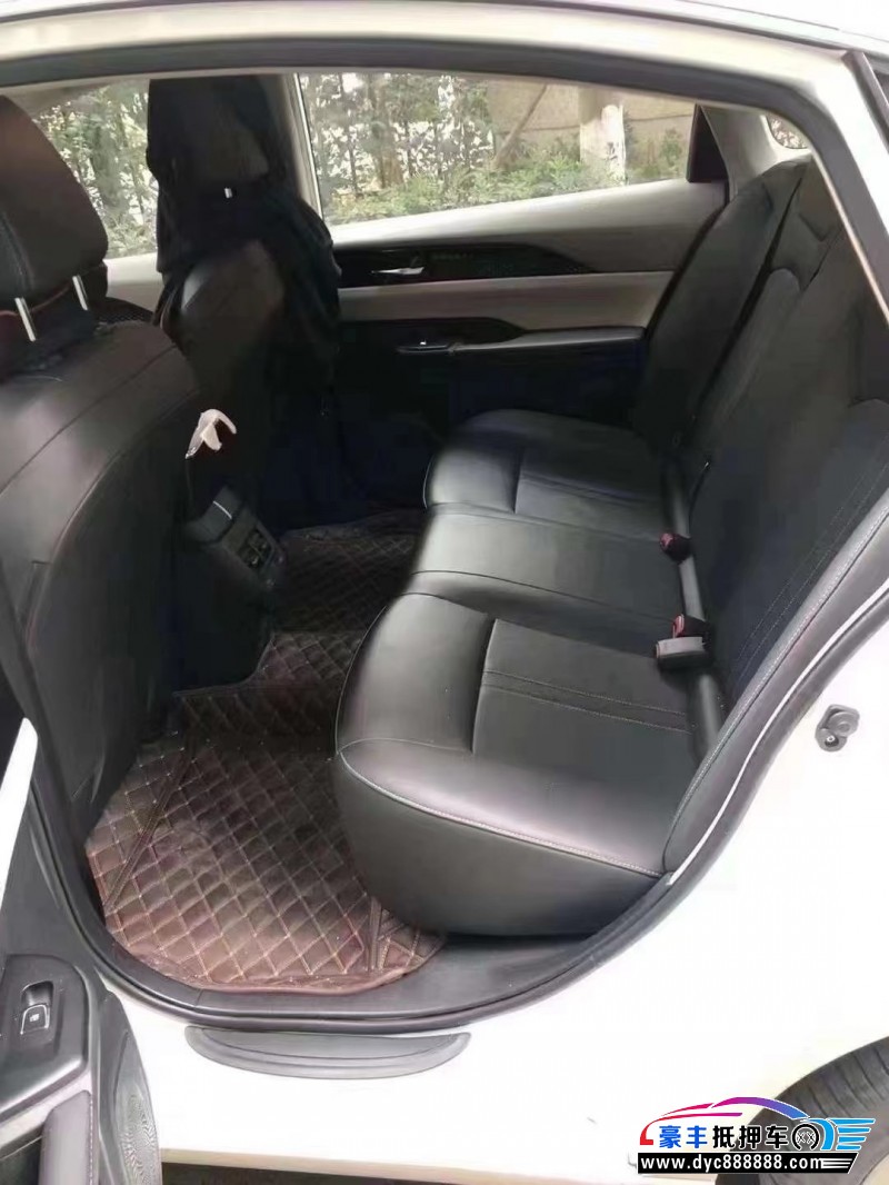 21年东风风神E70轿车抵押车出售