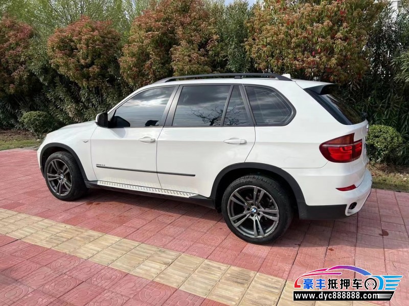 13年宝马X5SUV抵押车出售