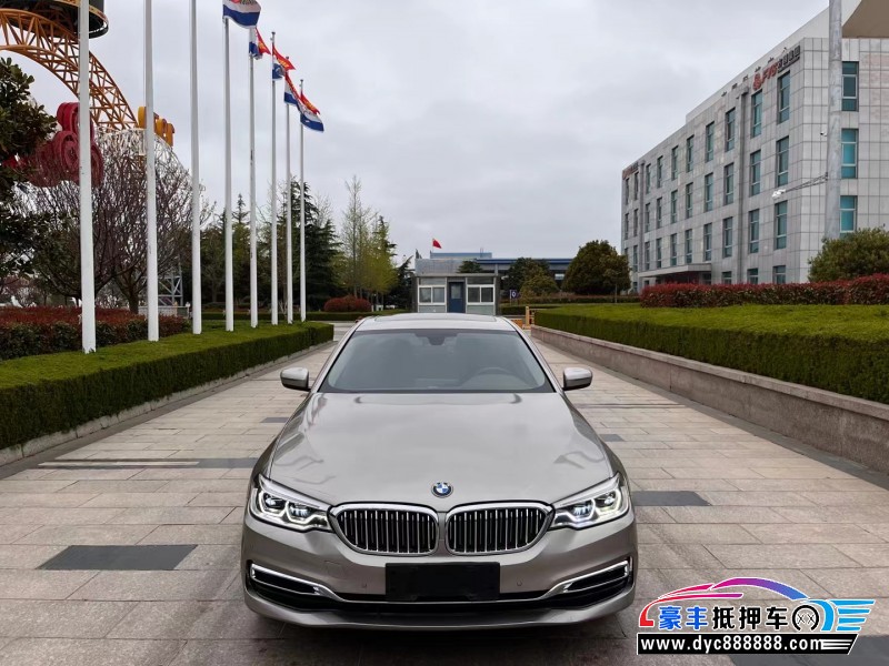 20年宝马5系轿车抵押车出售