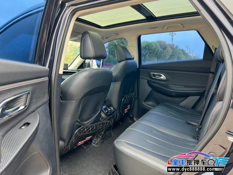 20年长安欧尚X7轿车抵押车出售