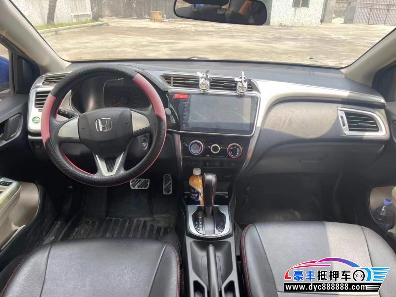 16年本田锋范轿车抵押车出售