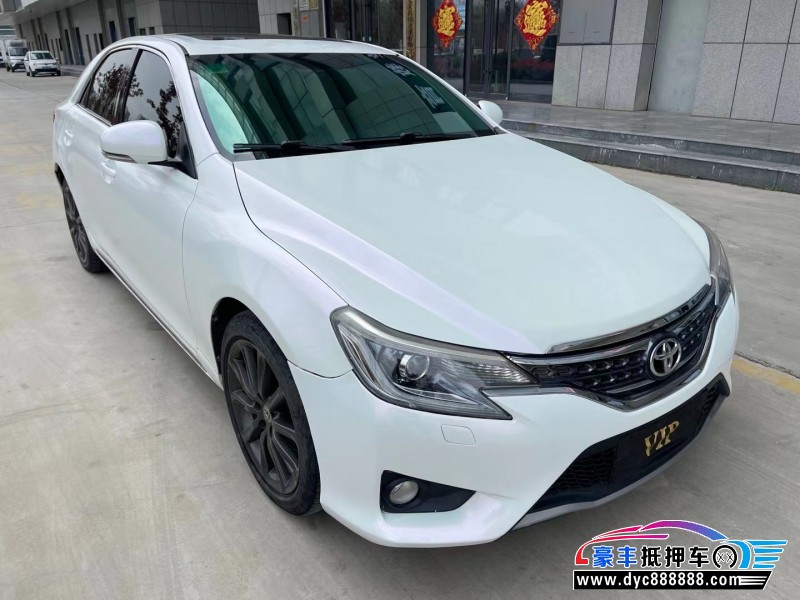 15年丰田锐志轿车抵押车出售