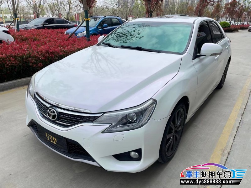 15年丰田锐志轿车抵押车出售