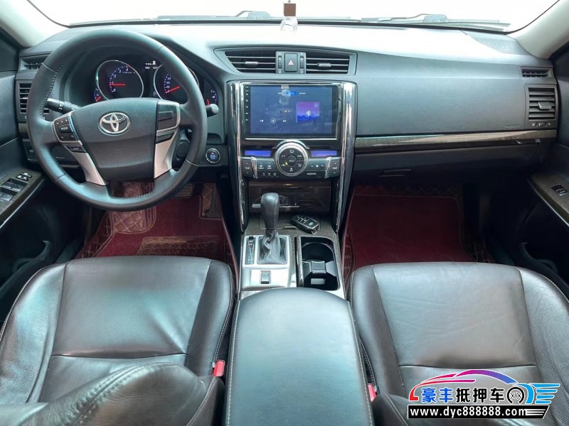 15年丰田锐志轿车抵押车出售