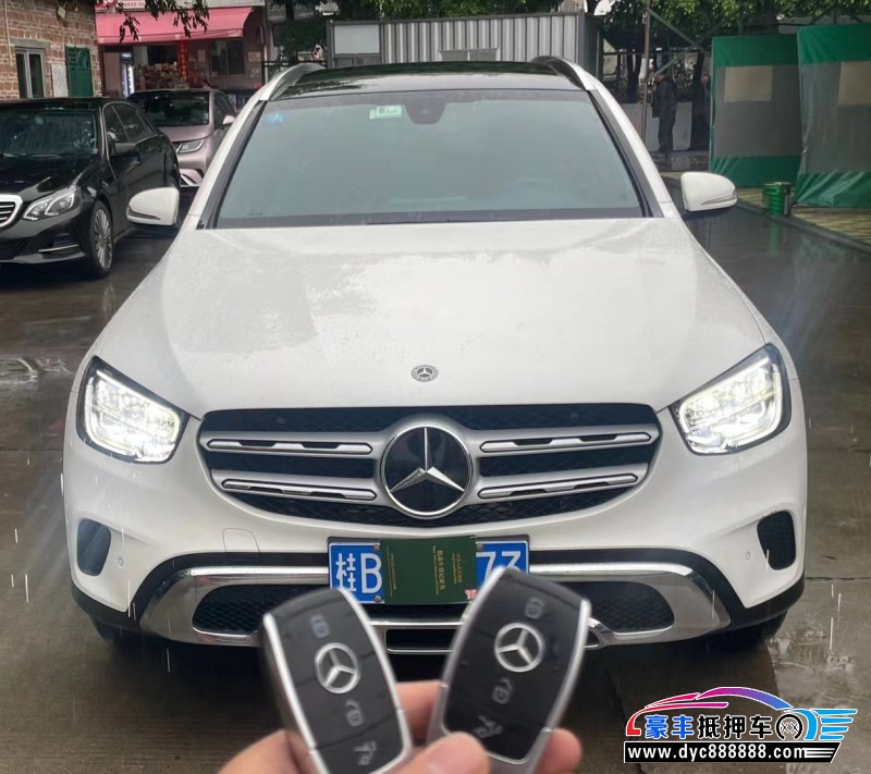 20年奔驰GLC轿车抵押车出售