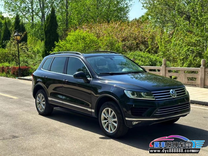 16年大众途锐轿车抵押车出售