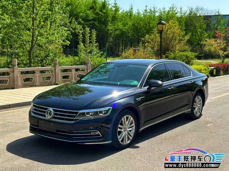 17年大众辉昂轿车抵押车出售