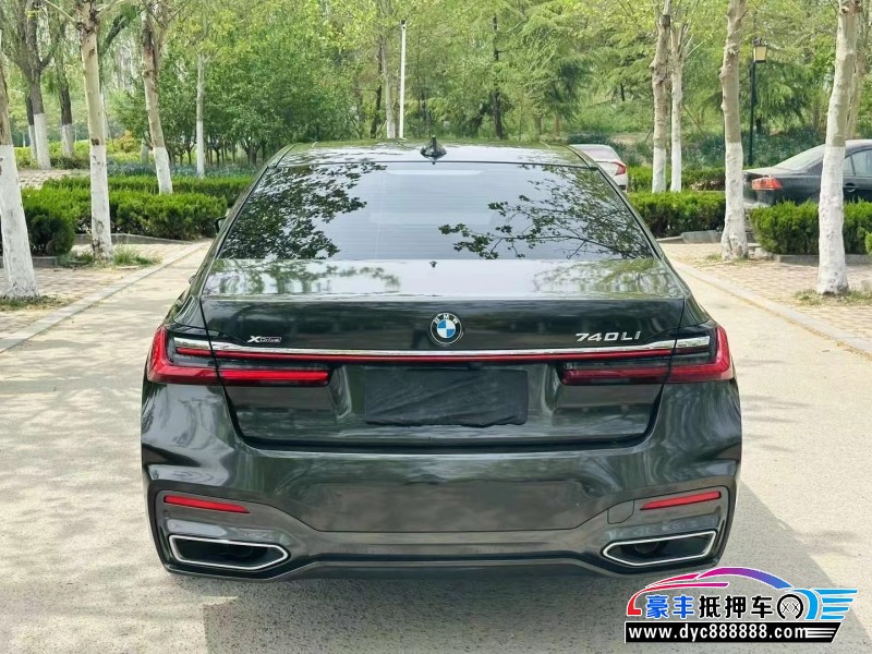 21年宝马7系轿车抵押车出售