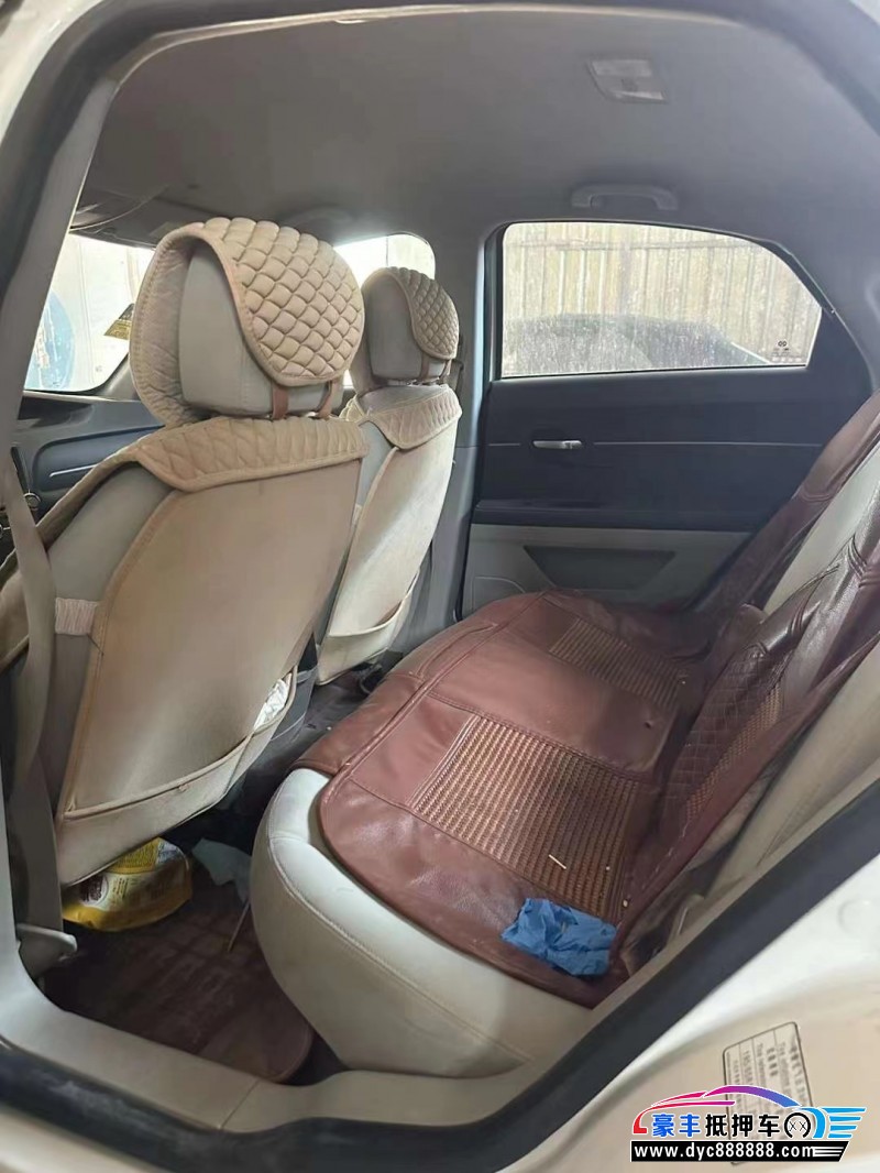 15年北汽绅宝D50轿车抵押车出售