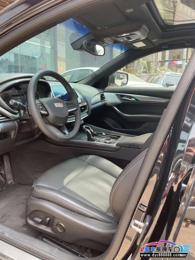 21年凯迪拉克CT5轿车抵押车出售