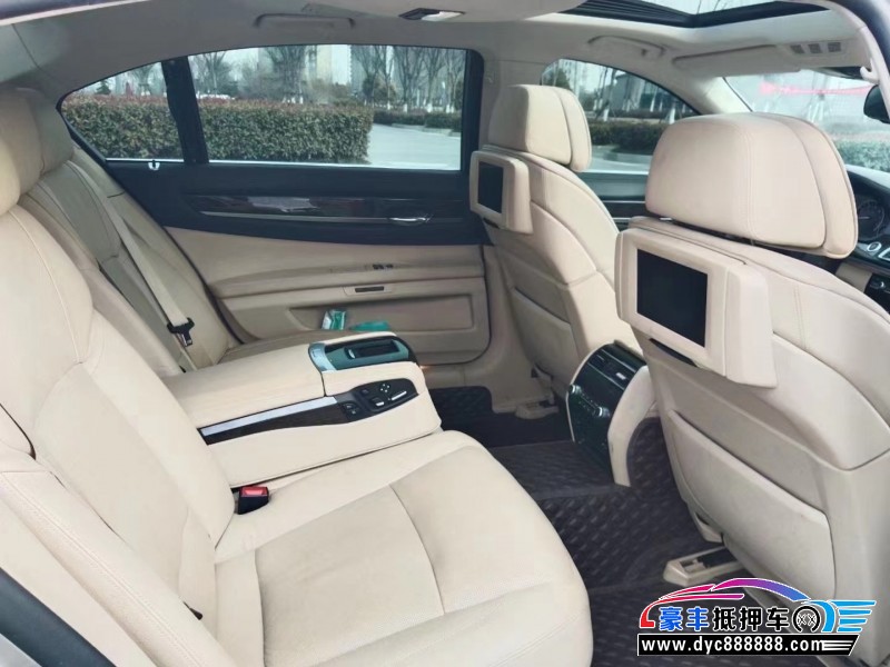 11年宝马7系轿车抵押车出售